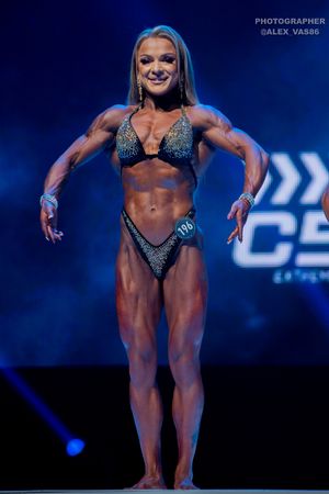 WOMEN'S PHYSIQUE